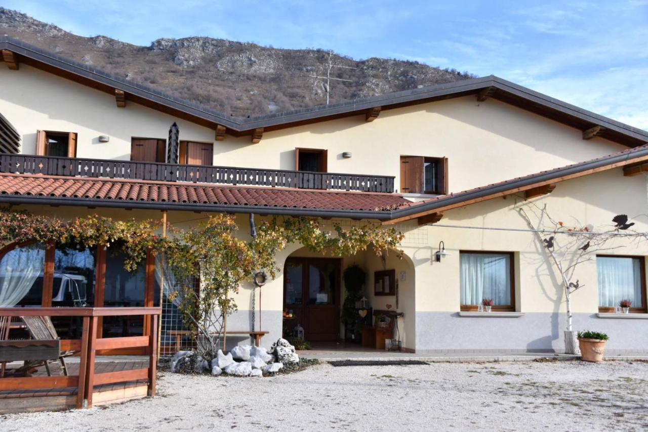 Villa Agriturismo Ai Pradons Meduno Exterior foto